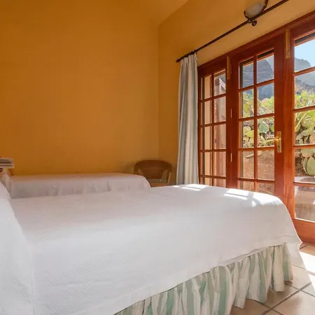 Kır Evi Rosas A Agaete (Gran Canaria)